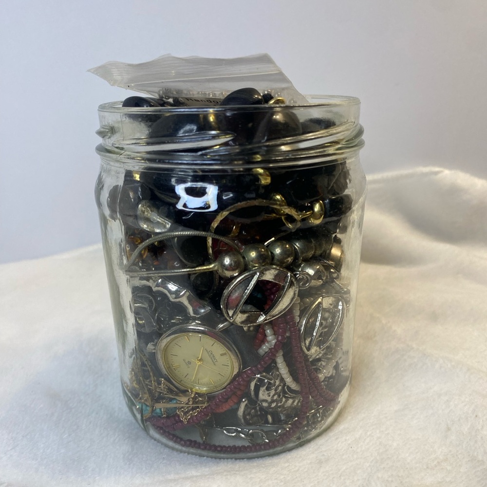 Mystery Jewelry Jar 25 - Picture 4 of 8